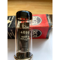 Electron tube 4699 Metal Base RCA